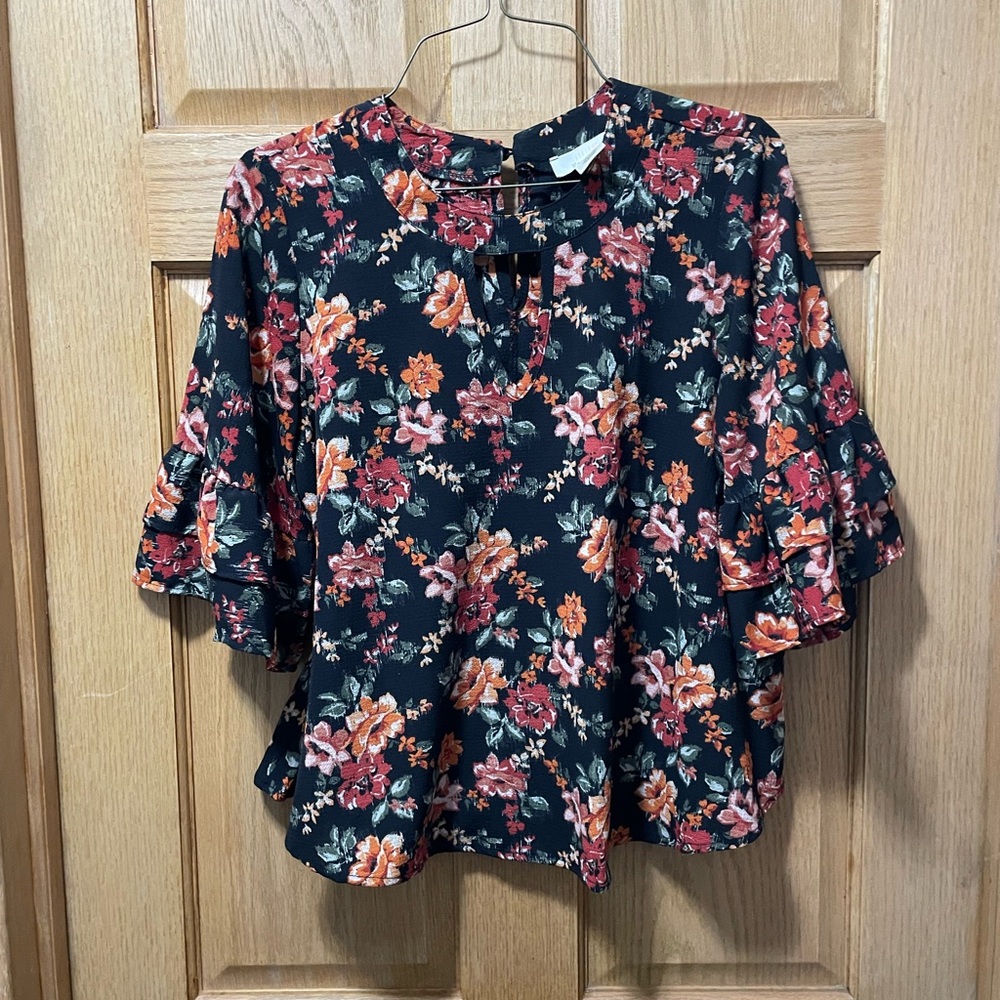 URBAN Romantics Floral Bell Sleeve Blouse - Black and Red
